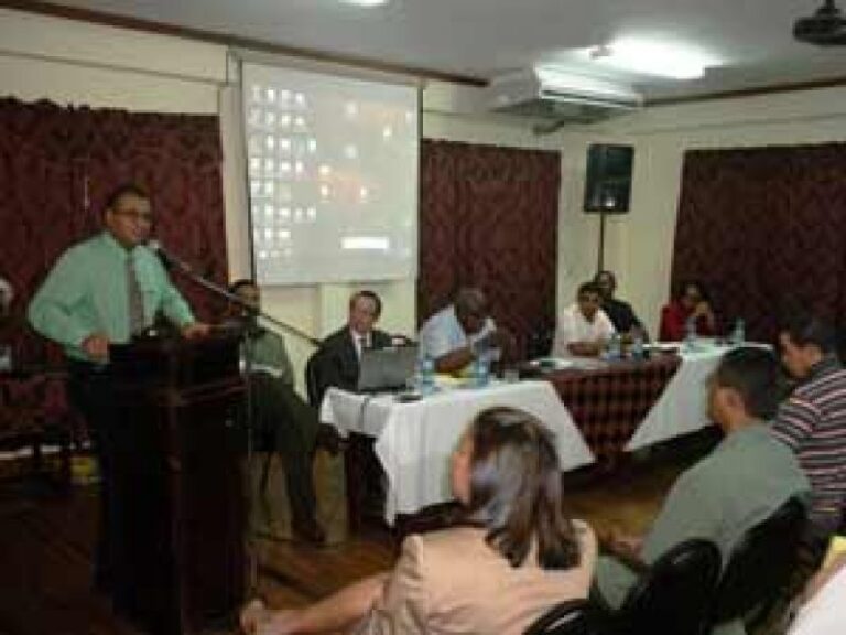 Sandra Baptiste lectures GMSA workshop participants on leadership